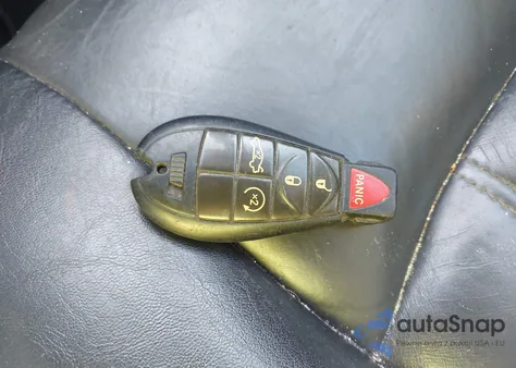 2009 Chrysler 300C Hemi from USA, damaged, VIN 2C3KA63T69H587784